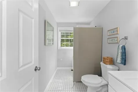 48 Stone Bridge Drive South Kingstown RI 02879