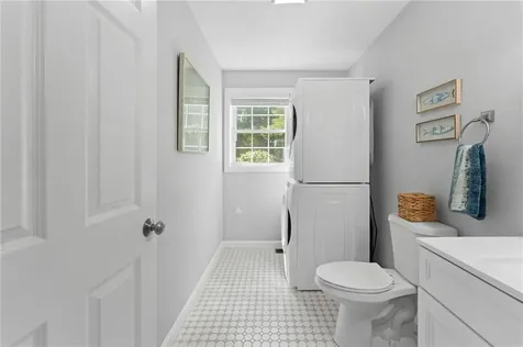 48 Stone Bridge Drive South Kingstown RI 02879