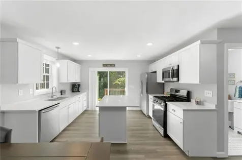 48 Stone Bridge Drive South Kingstown RI 02879