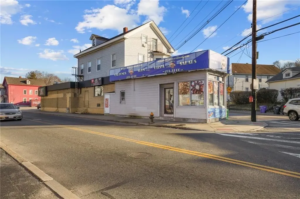 1039 Douglas Avenue Providence RI 02904