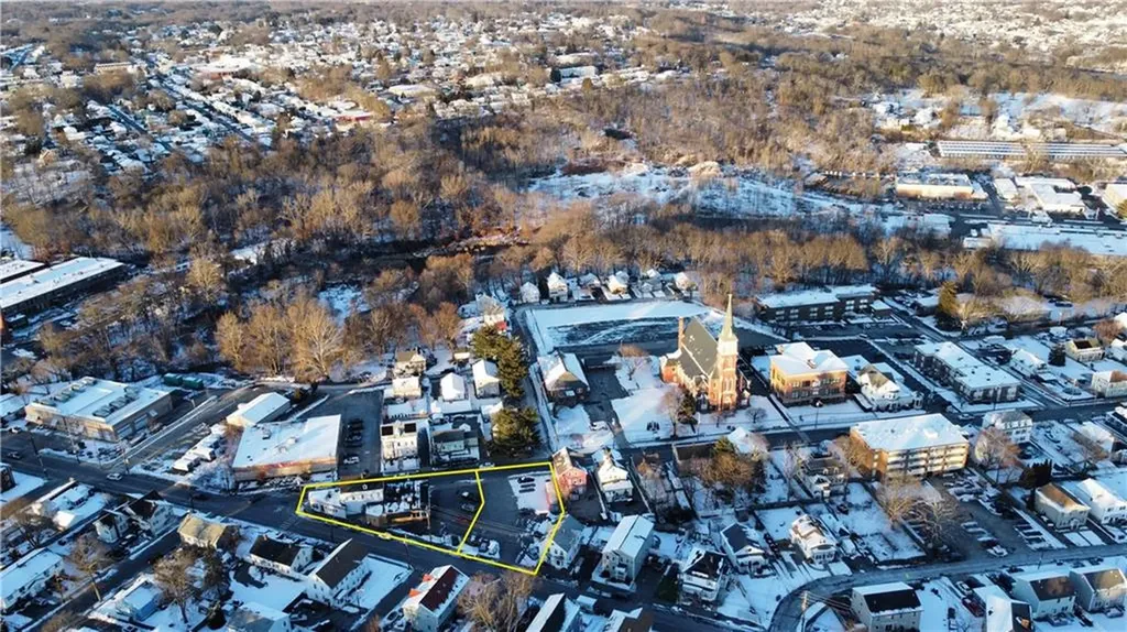 1039 Douglas Avenue Providence RI 02904