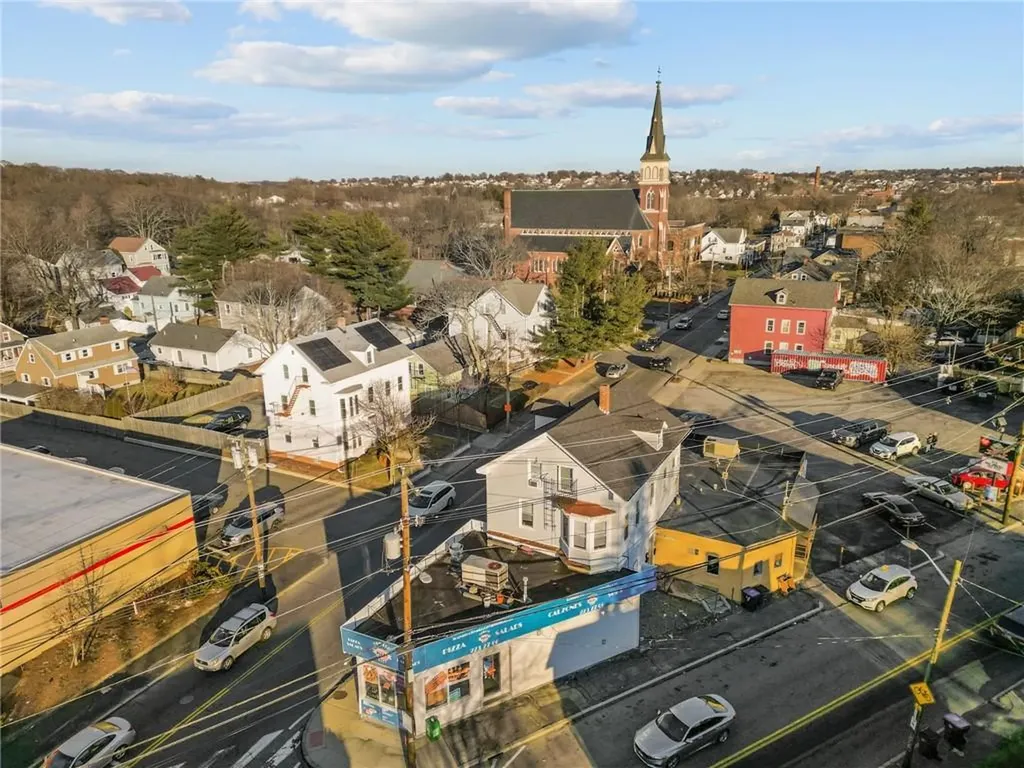 1039 Douglas Avenue Providence RI 02904