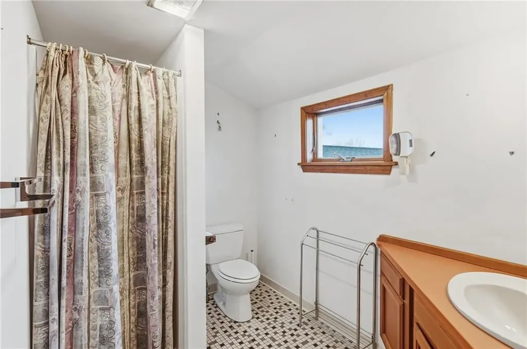 30 W Bay View Drive Jamestown RI 02835