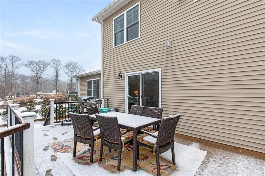 56 Harbor Ridge Lane Tiverton RI 02878