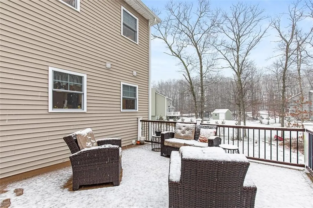 56 Harbor Ridge Lane Tiverton RI 02878