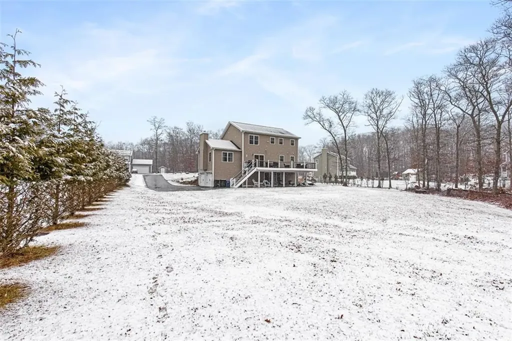 56 Harbor Ridge Lane Tiverton RI 02878