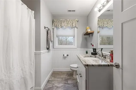 56 Harbor Ridge Lane Tiverton RI 02878