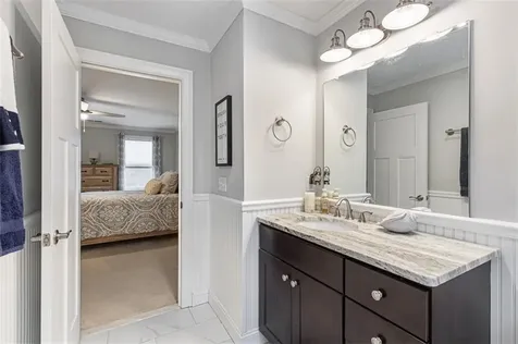 56 Harbor Ridge Lane Tiverton RI 02878