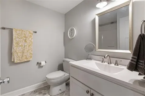 56 Harbor Ridge Lane Tiverton RI 02878