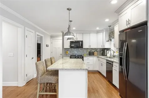 56 Harbor Ridge Lane Tiverton RI 02878