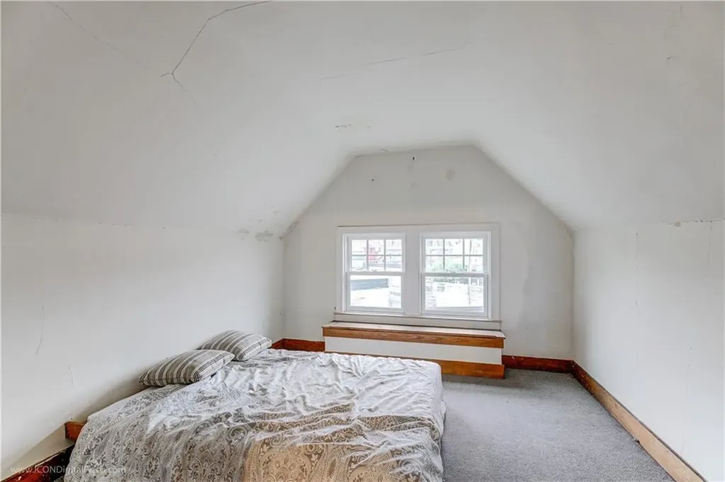 1 Bliss Road Newport RI 02840
