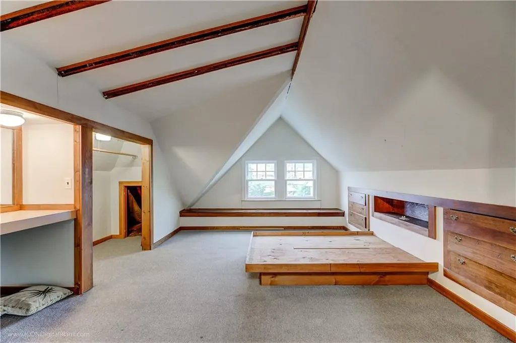 1 Bliss Road Newport RI 02840