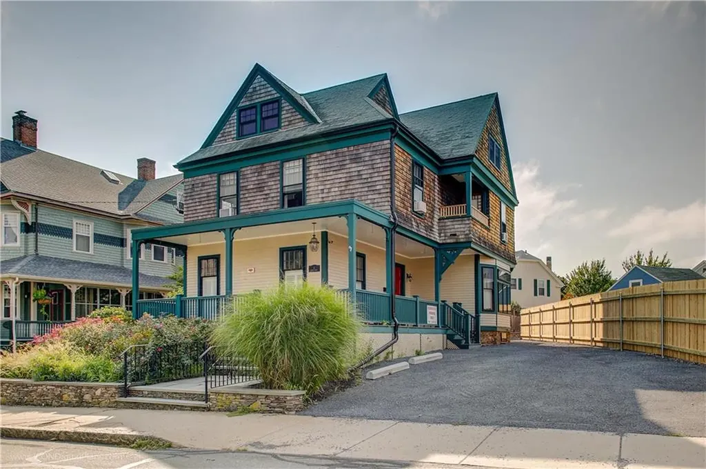 1 Bliss Road Newport RI 02840