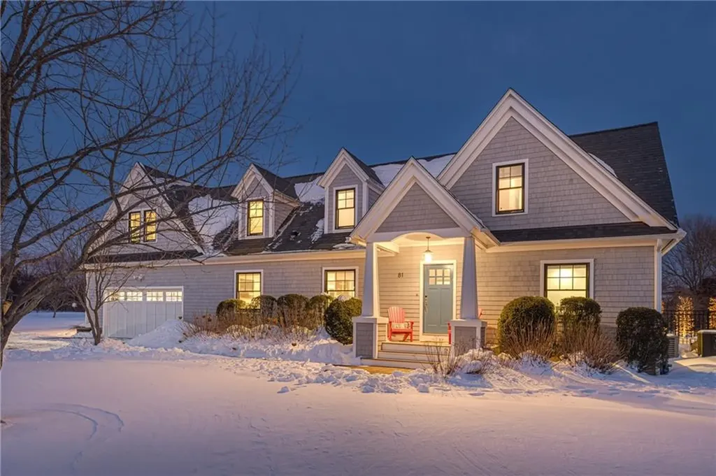 81 Beagle Drive Middletown RI 02842