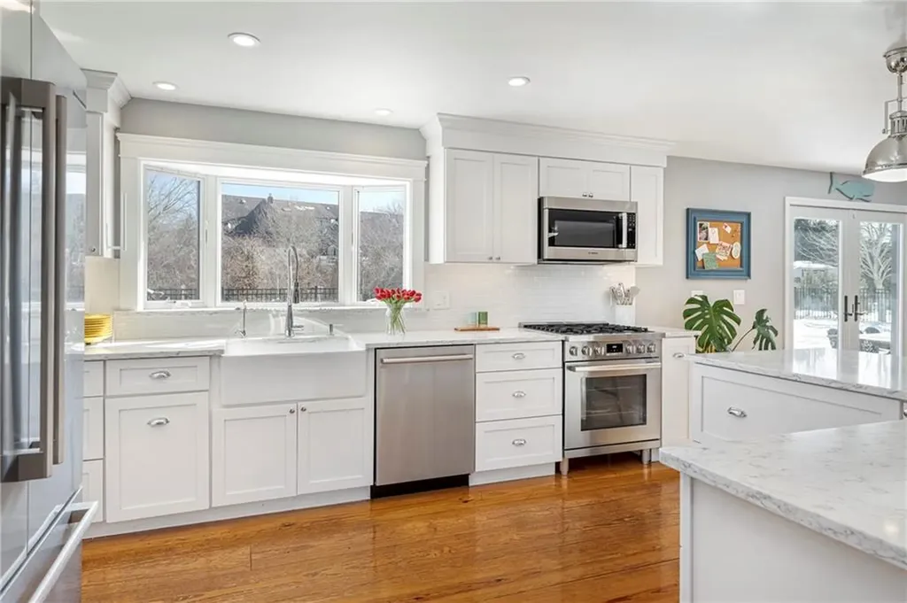 81 Beagle Drive Middletown RI 02842