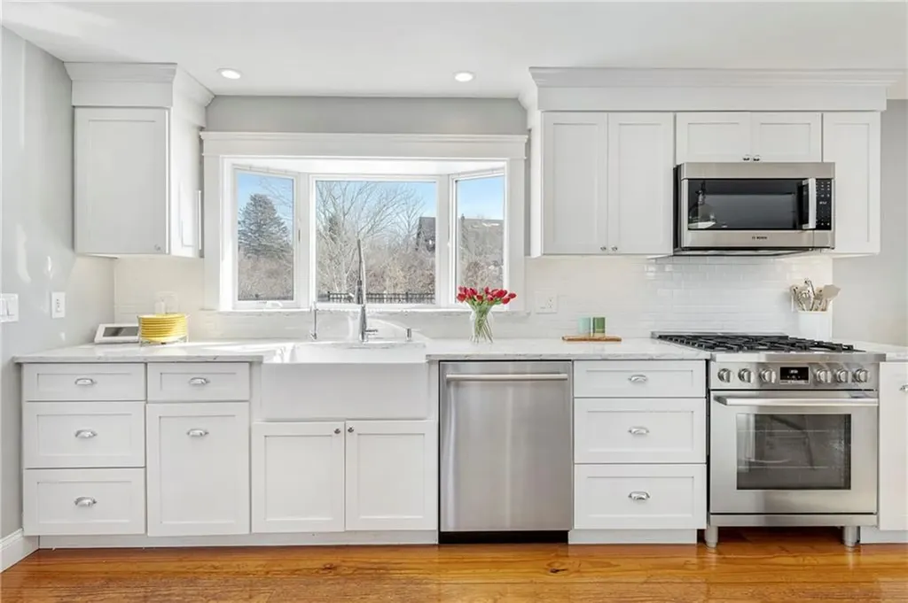 81 Beagle Drive Middletown RI 02842