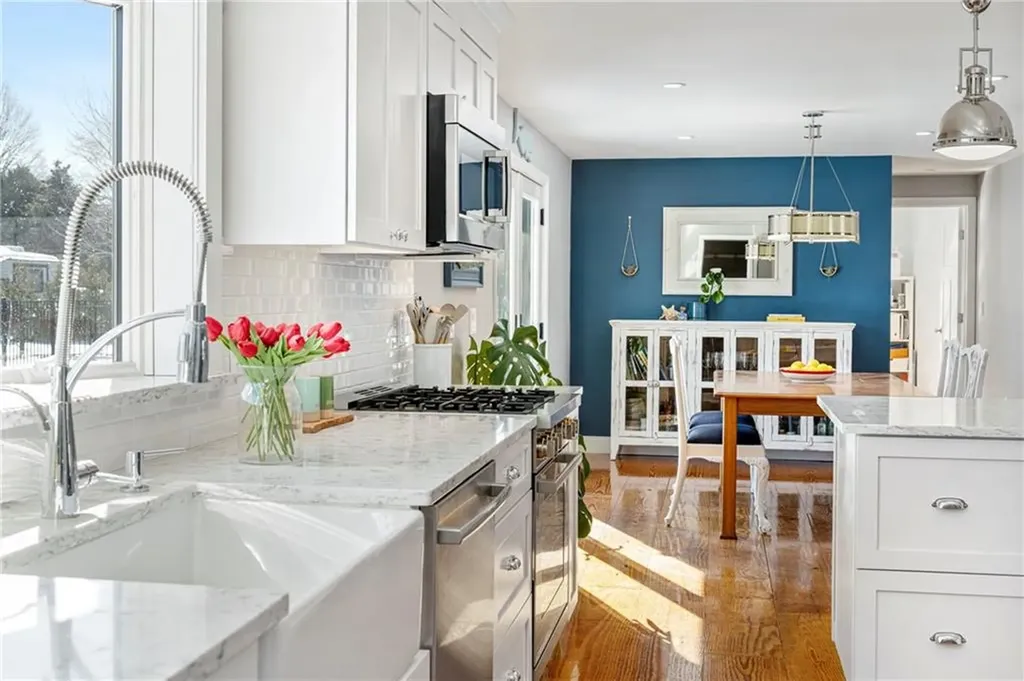 81 Beagle Drive Middletown RI 02842