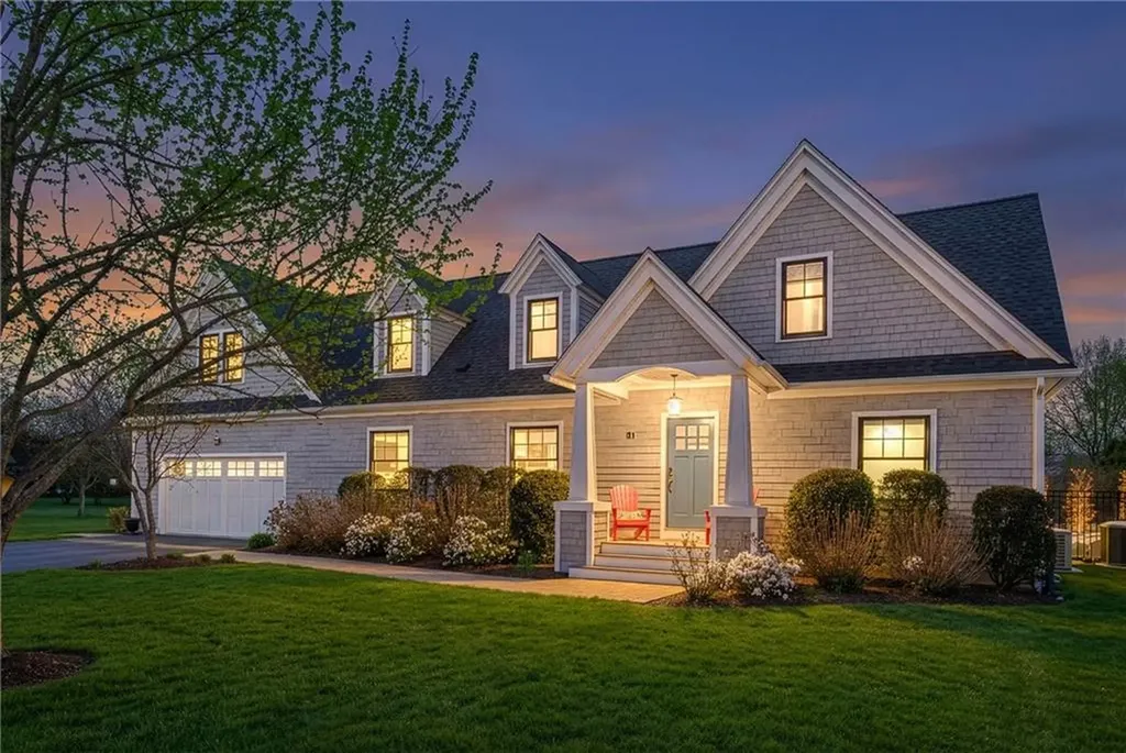 81 Beagle Drive Middletown RI 02842