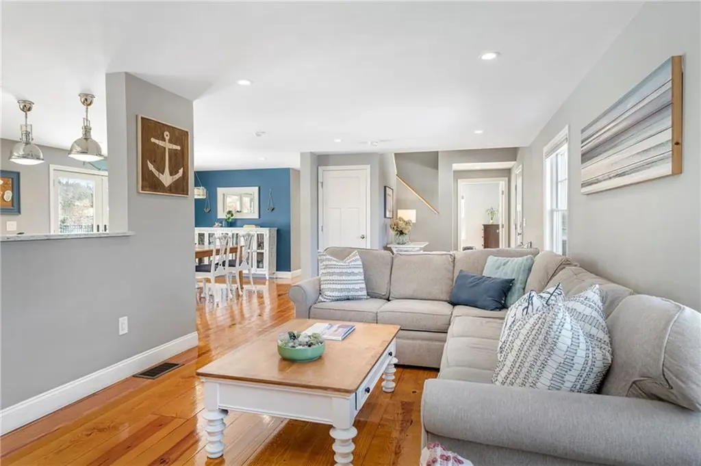 81 Beagle Drive Middletown RI 02842