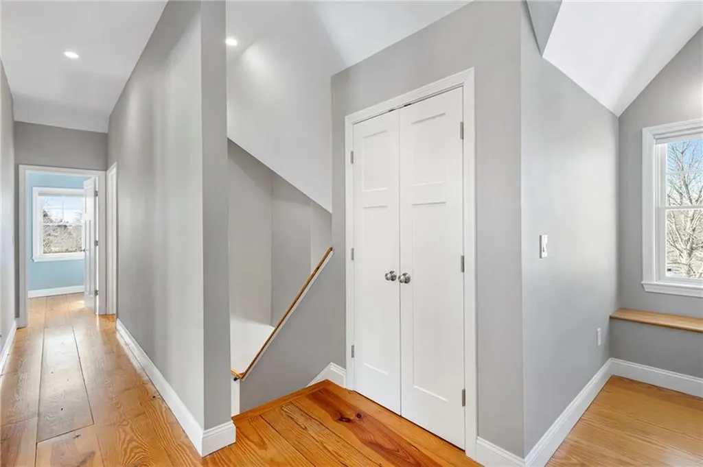 81 Beagle Drive Middletown RI 02842