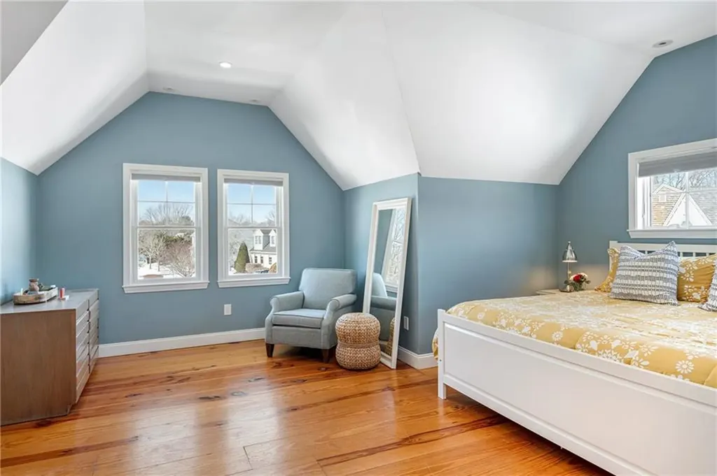 81 Beagle Drive Middletown RI 02842