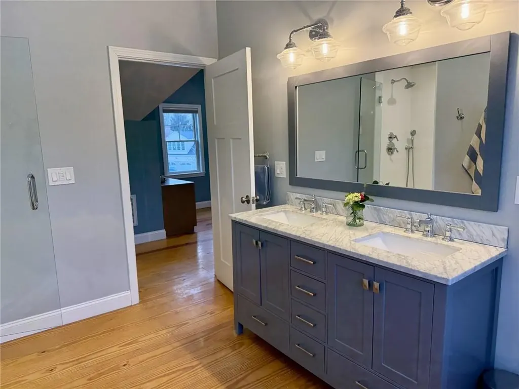 81 Beagle Drive Middletown RI 02842