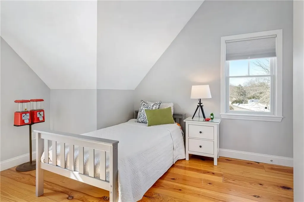 81 Beagle Drive Middletown RI 02842