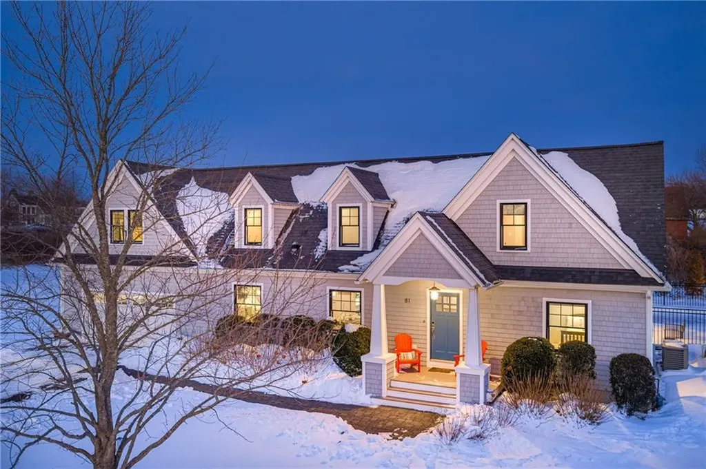 81 Beagle Drive Middletown RI 02842