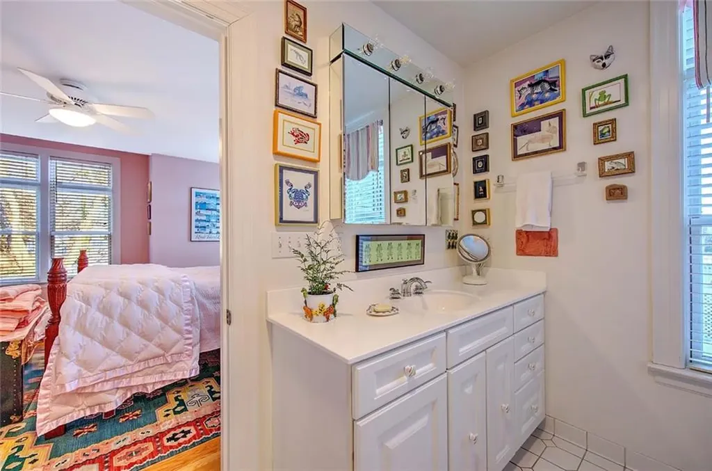 9 Howe Street Bristol RI 02809