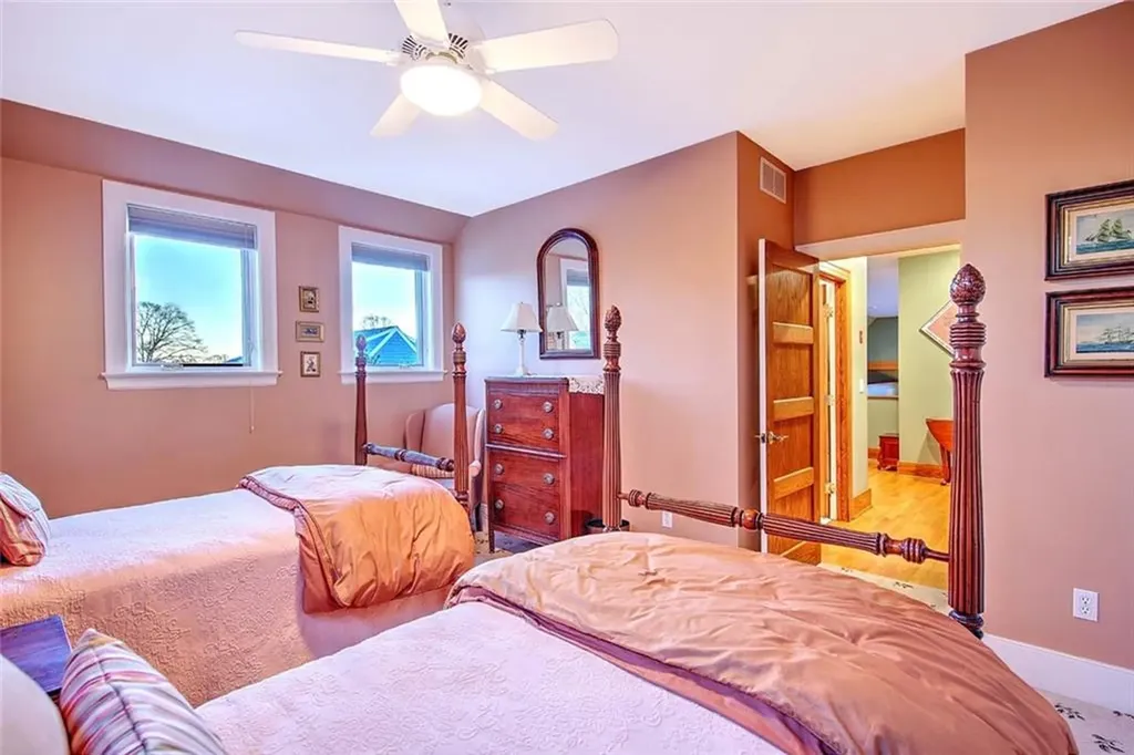 9 Howe Street Bristol RI 02809