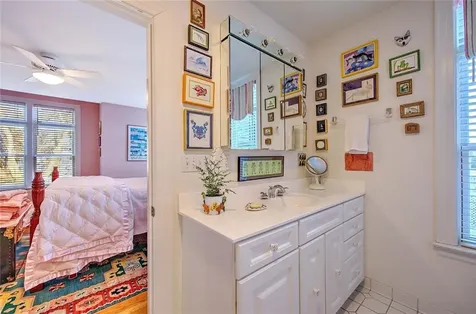 9 Howe Street Bristol RI 02809