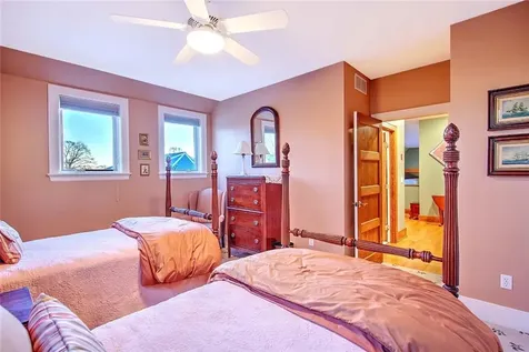 9 Howe Street Bristol RI 02809