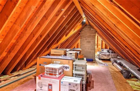 9 Howe Street Bristol RI 02809