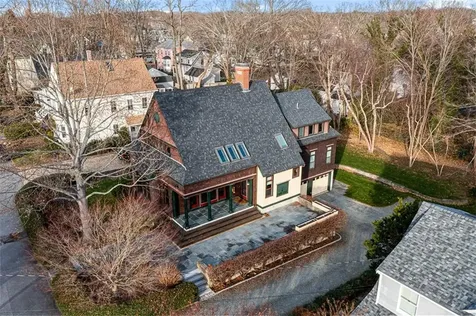 9 Howe Street Bristol RI 02809