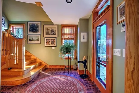 9 Howe Street Bristol RI 02809