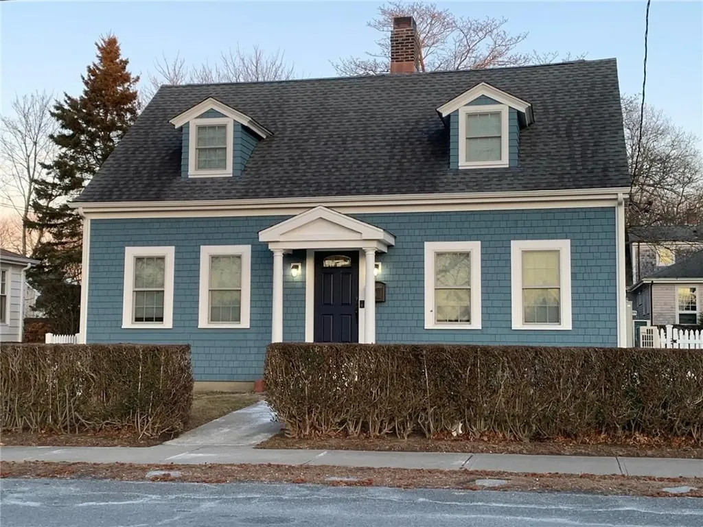 86 Carroll Avenue Newport RI 02840