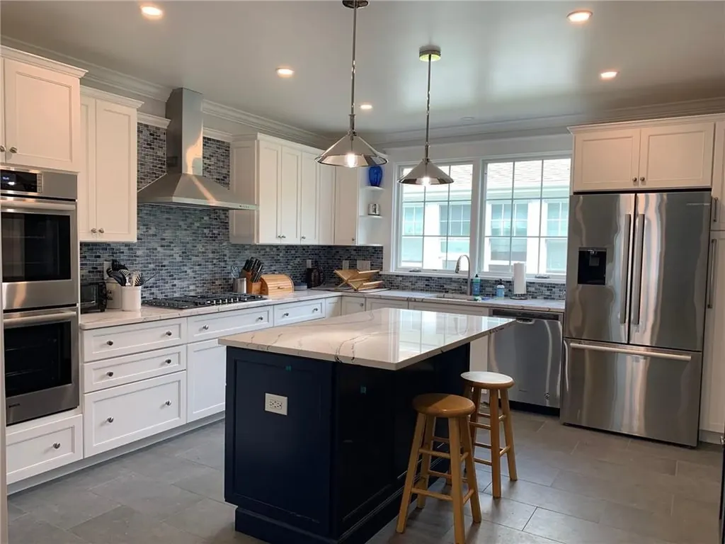 86 Carroll Avenue Newport RI 02840