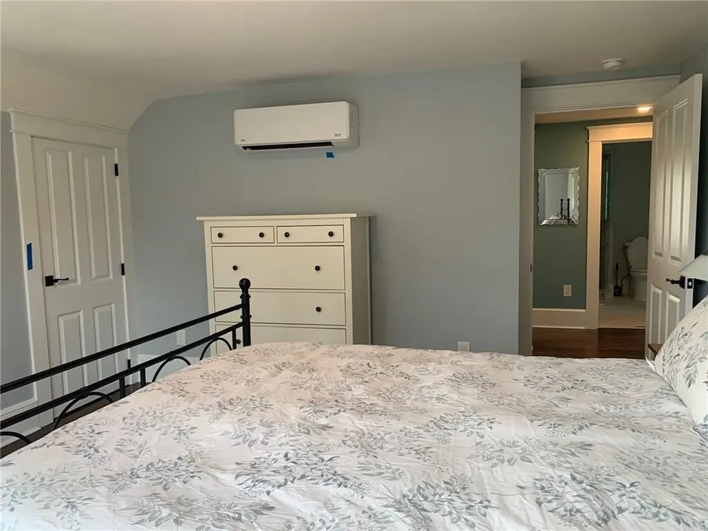 86 Carroll Avenue Newport RI 02840