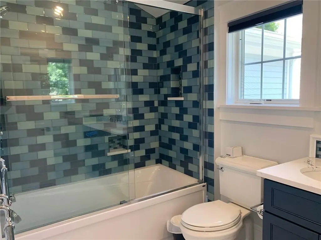 86 Carroll Avenue Newport RI 02840