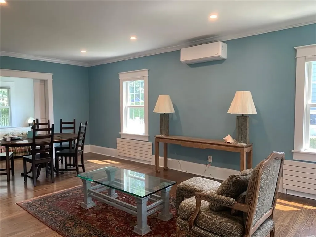 86 Carroll Avenue Newport RI 02840