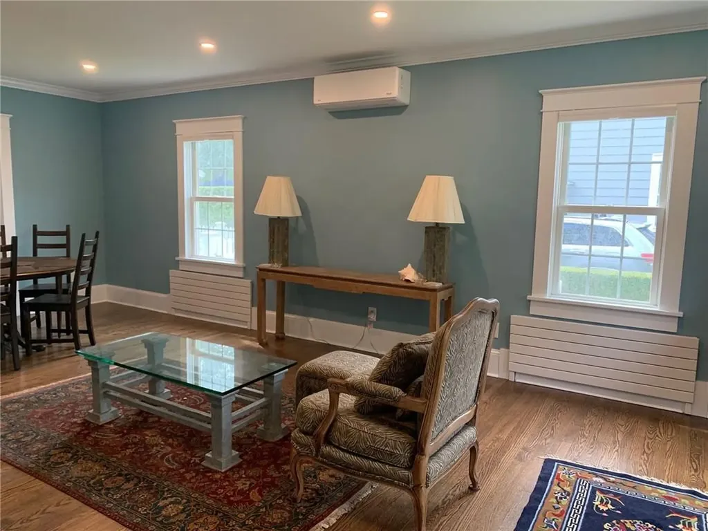 86 Carroll Avenue Newport RI 02840