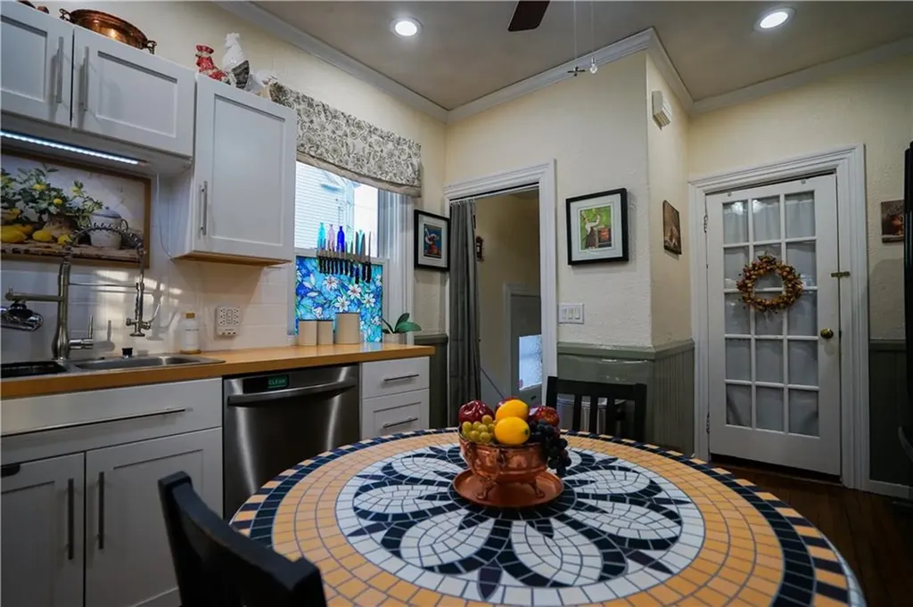 113 Alger Avenue Providence RI 02905