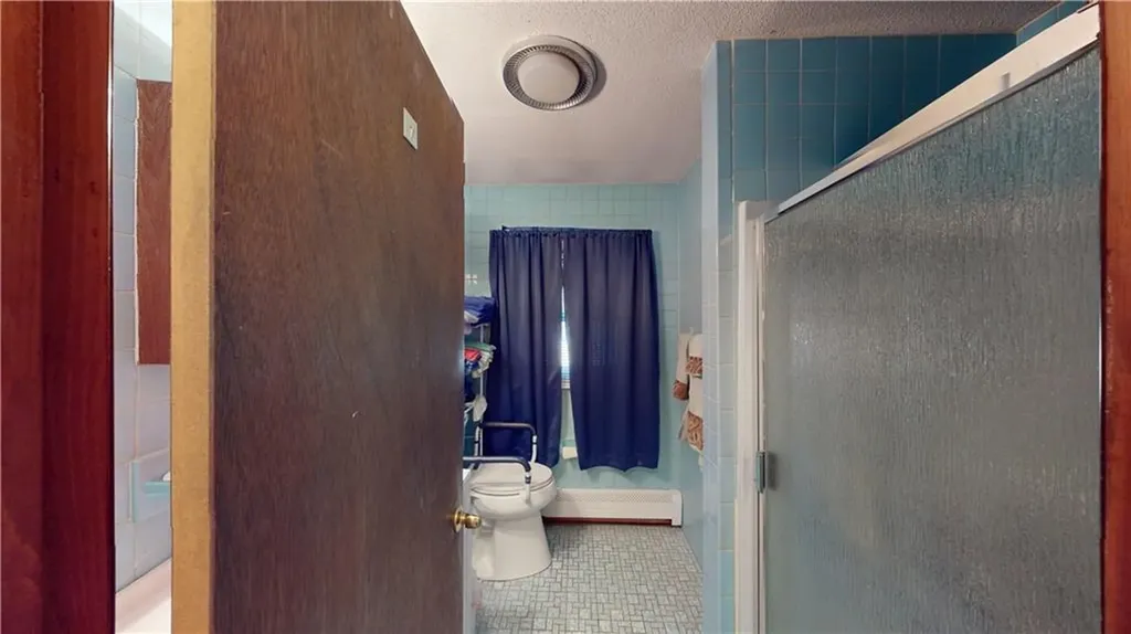 2545 Division Road East Greenwich RI 02818