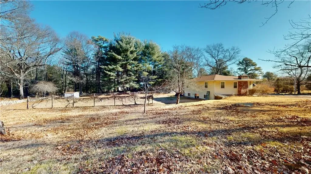 2545 Division Road East Greenwich RI 02818