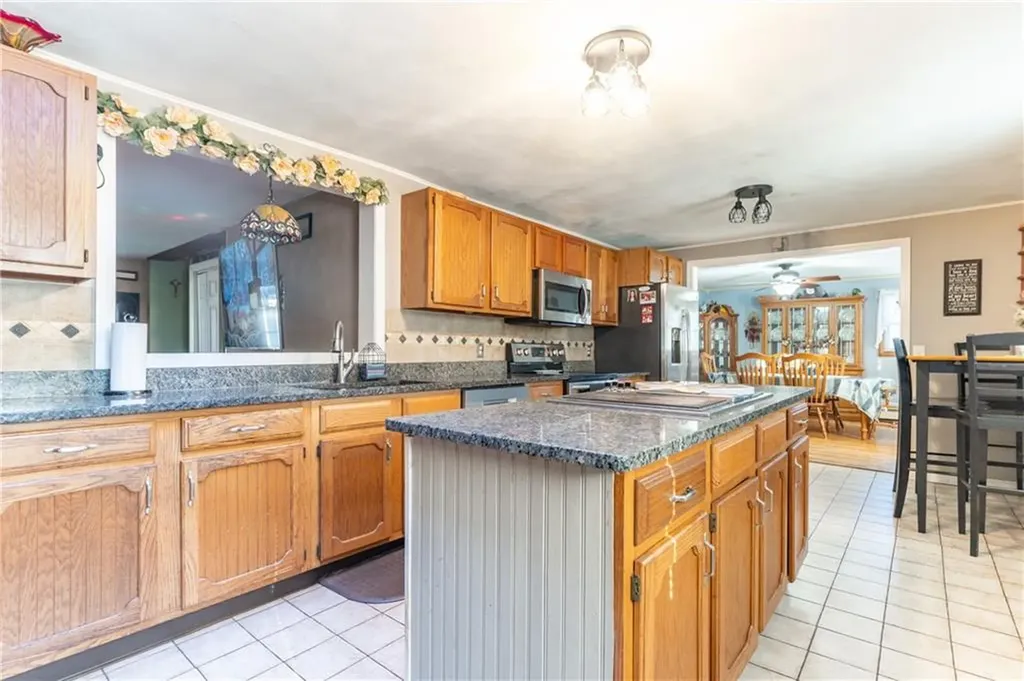 60 Salisbury Road Glocester RI 02814