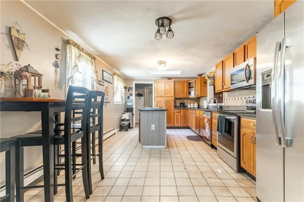 60 Salisbury Road Glocester RI 02814