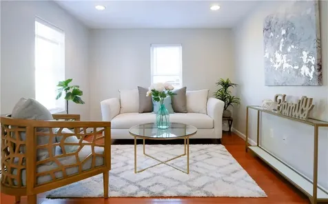19 .5 Underwood Court Newport RI 02840
