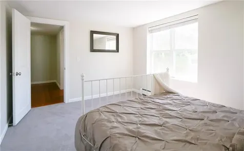 19 .5 Underwood Court Newport RI 02840