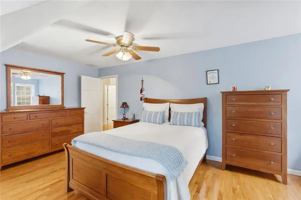 113 Log Road North Smithfield RI 02896