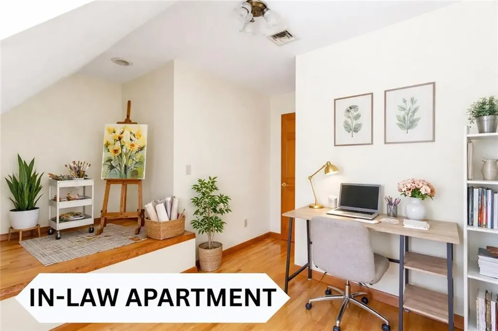 113 Log Road North Smithfield RI 02896